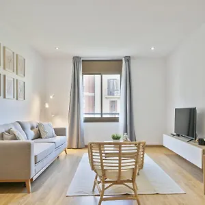 Apartment Ola Living Consell De Cent, Barcelona
